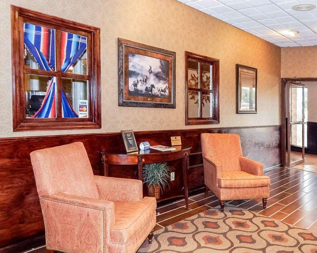 צ'יקאשה Quality Inn מראה פנימי תמונה